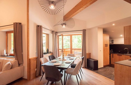 Les Avanchers-Valmorel Apartment | Beautiful 5-room apartment in Valmorel with parking, 8 people.