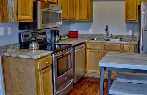 Beach Institute House | Beautiful 6 Bed, 5 Bath Historic Savannah Home