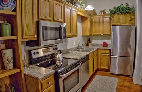 Beach Institute House | Beautiful 6 Bed, 5 Bath Historic Savannah Home
