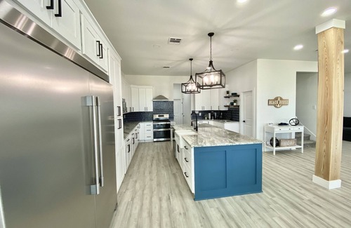 San Luis Beach House | Beautiful 8Bed/7Bath Beach View Home for the entire Family