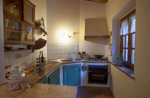 Pomaia Apartment | Beautiful accommodation in a quiet location and with a huge garden,Wi-Fi,t5