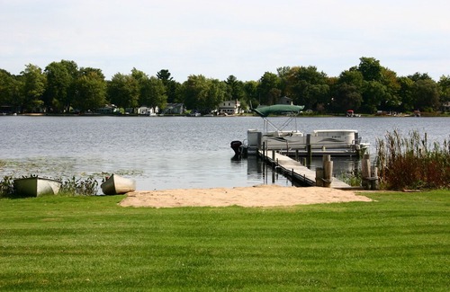 Ada House | Beautiful Ada home for rent, Located on Ratigan Lake. 3880 Bell Lake Dr. Ada MI
