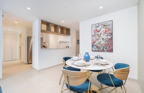 Trade Centre 1 Apartment | Beautiful 2-BR Flat in Downtown Luxury City Living at Its Best