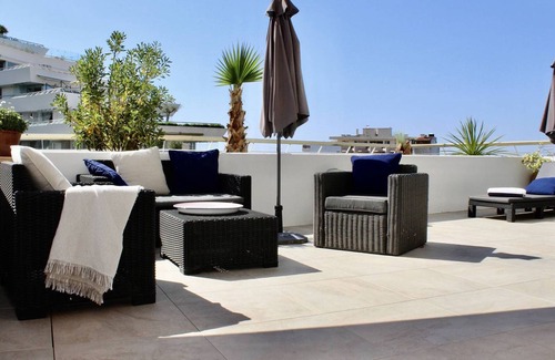 Villeneuve Loubet Beach Apartment | Beautiful air-conditioned apartment with terrace and garden in Villeneuve Loubet Beach