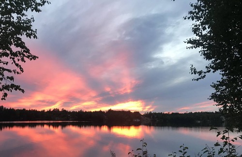 Big Lake Cabin | Beautiful Alaskan Lakefront Cabin