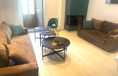 Aliki House | Beautiful Alice Luxury Suites