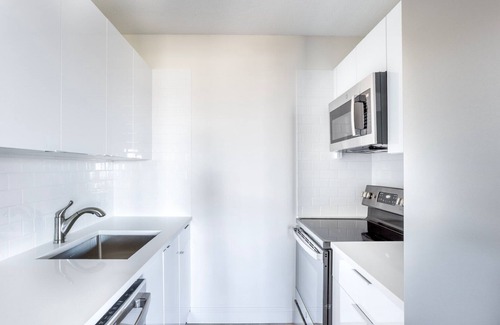 Allston Apartment | Beautiful Allston 1BR, nr Boston U & Green Line, by Blueground