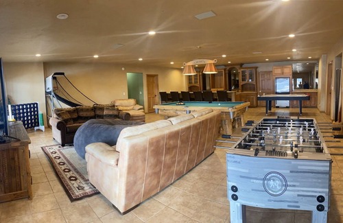Alpine Cabin | Beautiful Alpine Cabin with a brand new hot tub! Less than an hour to Jackson.