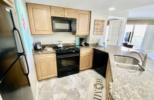Palmetto Dunes Villa | Beautiful and Updated Villa with Ocean Views! Pools, Gym and close to the beach!