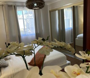 Budgewoi House | Beautiful and comfy 3 bedrooms duplex close to everything