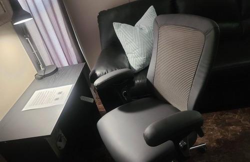 Odessa Apartment | Beautiful and cozy full size bed studio