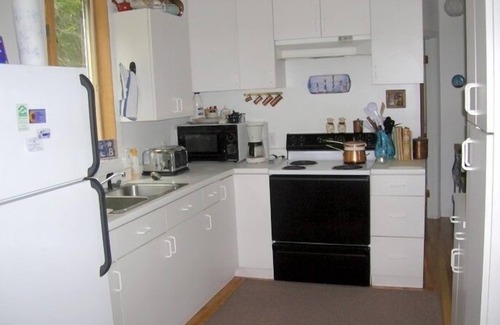 Orrs Island Cottage | Beautiful and quiet Cottage with 230' Frontage on Gun Point Cove
