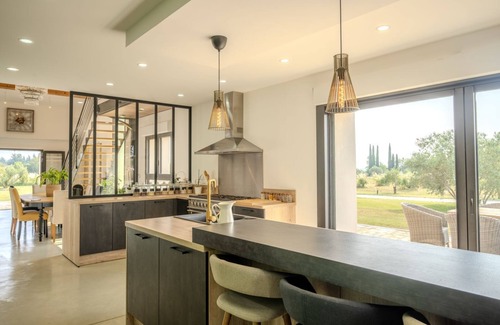 Orange Other | Beautiful and spacious mas in Provence