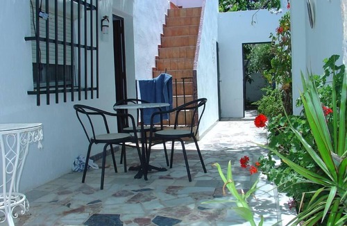Chipiona Cottage | Beautiful Andalusian house, familiar, and with a large garden, facing the beach