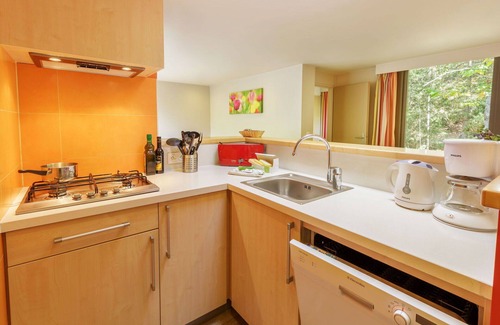 Chaumont-sur-Tharonne House | Beautiful apartment in villa for 6 people with WIFI, pool, TV, terrace and parking
