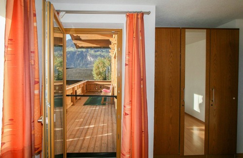 Bruck am Ziller Apartment | Beautiful apartment for 4 people with WIFI, TV, balcony and parking