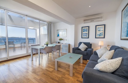 Puerto de Pollensa Apartment | Beautiful apartment with spectacular views to the bay of Puerto Pollensa