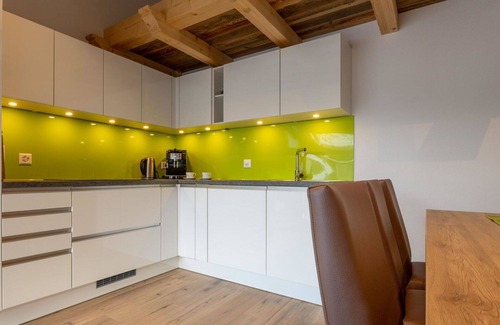 Saas Almagell Apartment | Beautiful apartment for 7 guests with WIFI, hot tub, TV and balcony