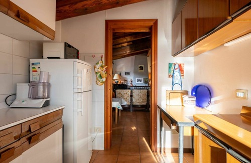 Castello Apartment | Beautiful apartment for 6 guests with WIFI, TV, balcony and pets allowed