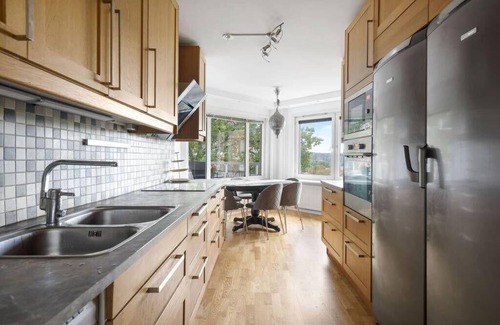 Norsborg Apartment | Beautiful apartment close to metro station, shops and amazing nature.