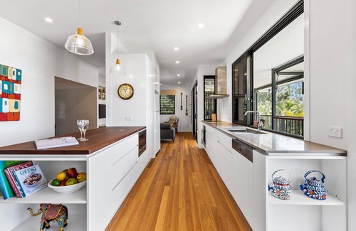 Point Lookout Apartment | Beautiful Apartment built 2019