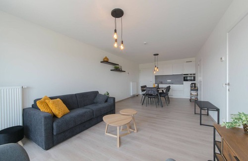 Blankenberge Apartment | Beautiful apartment for 4 guests with WIFI, pool, TV, balcony and parking