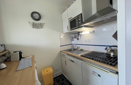 Mimizan-Plage Apartment | Beautiful apartment classified 3 * for 4 to 6 people 1 km from the beach of MIMIZAN