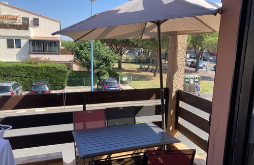 Saint-Cyprien Plage Apartment | "Beautiful apartment close to the sea with unobstructed view