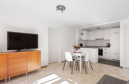 Ronco sopra Ascona Apartment | Beautiful apartment for 4 guests with WIFI, TV, patio, pets allowed, panoramic view and parking