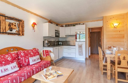 Tignes Apartment | Beautiful apartment for 6 people with WIFI, TV and balcony