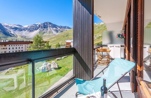 Tignes Apartment | Beautiful apartment for 6 people with WIFI, TV and balcony
