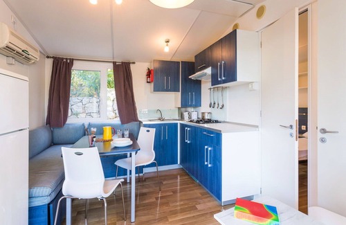 Cove Murtar House | Beautiful apartment in villa for 4 guests with WIFI, A/C, TV, terrace and pets allowed