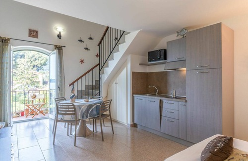 Latte Apartment | Beautiful apartment for 4 guests with pool, WIFI, TV and balcony