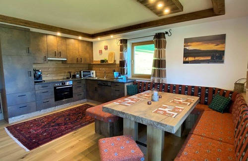 Schlitters Apartment | Beautiful apartment for 5 guests with WIFI, TV and balcony