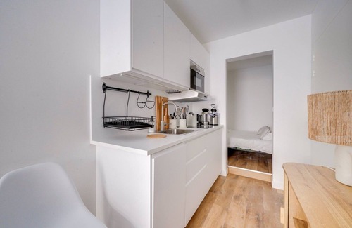 Grand Parc-Paul Doumer Apartment | Beautiful apartment Bordeaux with terrace