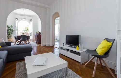 La Californie Apartment | Beautiful apartment by the sea front