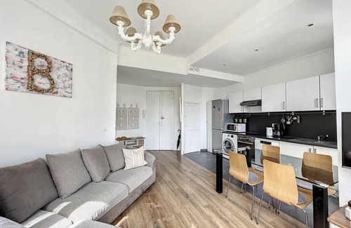 Thiers Apartment | Beautiful apartment close to the sea