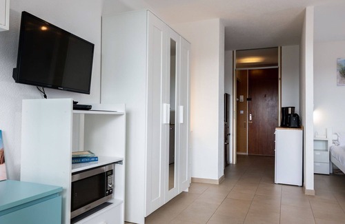 Loffingen Apartment | Beautiful apartment for 4 guests with pool, WIFI, TV, balcony and parking