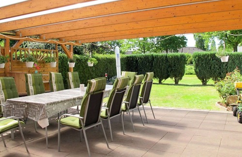 Otterndorf Apartment | Beautiful apartment for 4 guests with WIFI, TV, terrace, pets allowed and parking