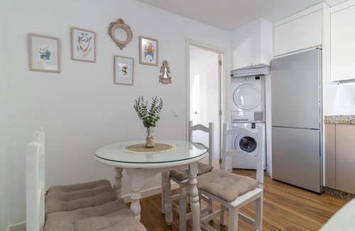 Fuengirola City Centre Apartment | Beautiful apartment in Fuengirola with WiFi
