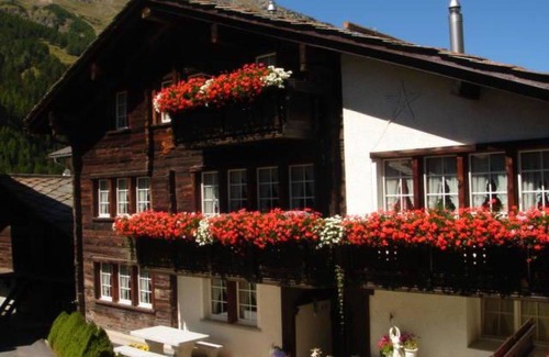 Saas-Balen Apartment | Beautiful apartment for 4 guests with WIFI and balcony
