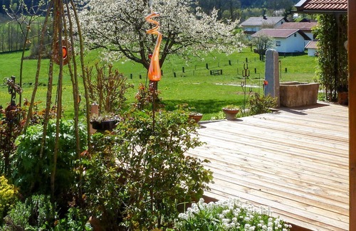 March Apartment | Beautiful apartment for 5 guests with WIFI, TV, patio and parking