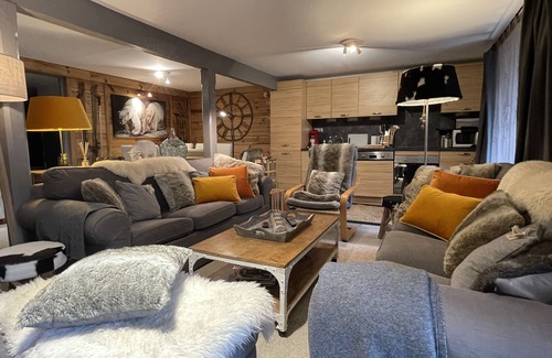 Cauterets Apartment | Beautiful apartment for 8 garden parking Cauterets center