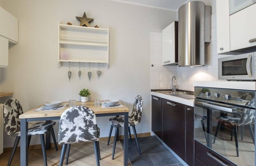 Madesimo Apartment | Beautiful apartment for 2 guests with WIFI, TV, balcony and parking
