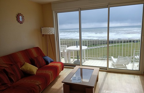 Guidel Apartment | Beautiful apartment facing the sea