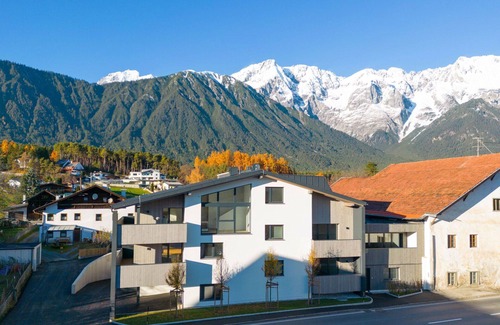 Fronhausen Apartment | Beautiful apartment for 4 people with WIFI, TV, patio and parking