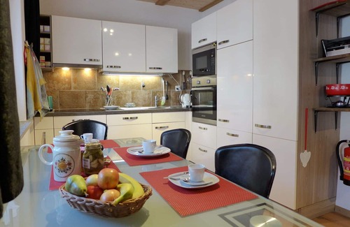 Boenigen Apartment | Beautiful apartment for 3 people with A/C, WIFI, TV, terrace and parking