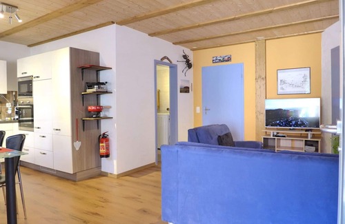 Boenigen Apartment | Beautiful apartment for 3 people with A/C, WIFI, TV, terrace and parking
