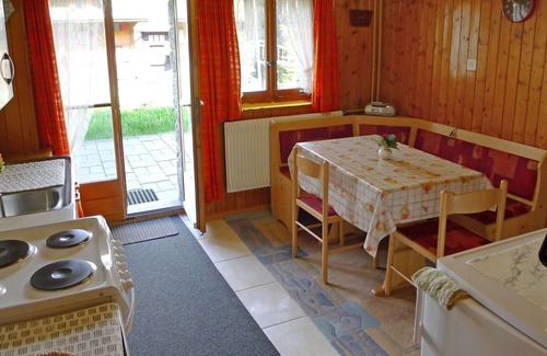 Graechen Apartment | Beautiful apartment for 3 guests with TV, patio, pets allowed and panoramic view