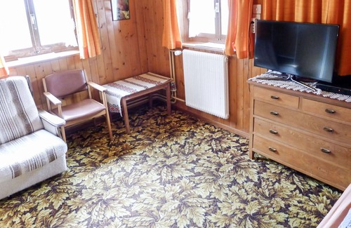 Graechen Apartment | Beautiful apartment for 3 guests with TV, patio, pets allowed and panoramic view